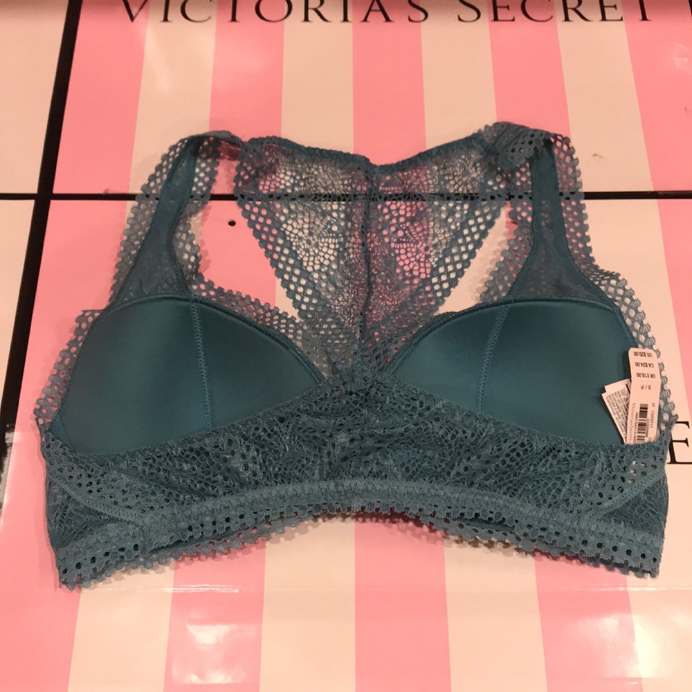 VS ⚜️ Victoria’s Secret Racerback Padded Bralette - Picture 5 of 6